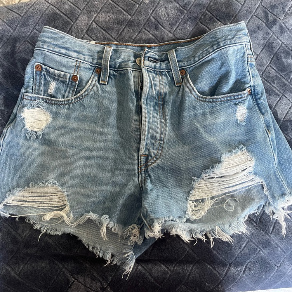 Levi Jean Shorts
